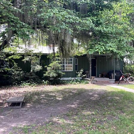 Tucked Away Newly Renovated 2 Bedroom/ 1 Bath Sleeps 8 Beaufort Eksteriør billede